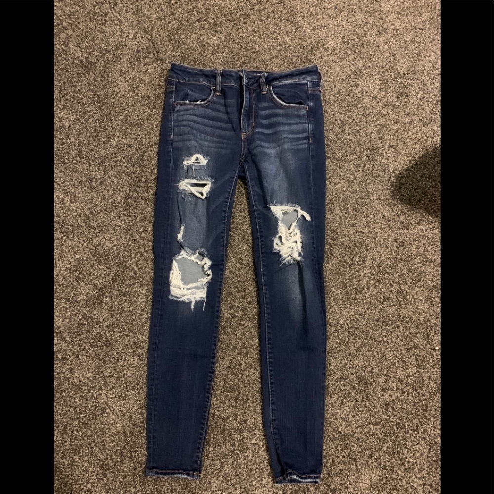 American Eagle Destructed jeggings size 8
